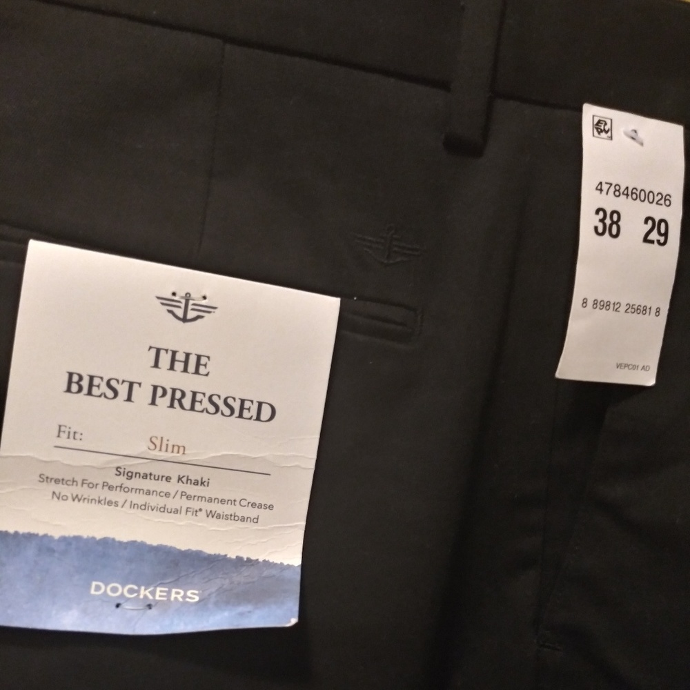 NWT Dockers Men Black Khaki Casual Pants 38W